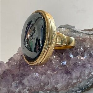 Vintage Avon Oval Cabochon Gold and Black Statement Perfume Adjustable Ring